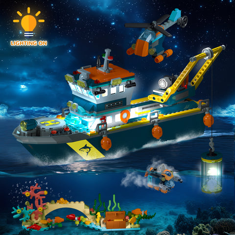 City-Schwimmboot-Bausatz mit LED-Beleuchtung – Lustiges Arktis-Entdeckerschiff-Bauset für die Meereserkundung mit Hubschrauber